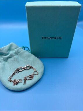 Tiffany & Co. Silver Infinity Bracelet - Sterling silver